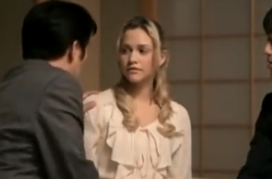 【外国人 白ギャル】取引のために身体を差し出す金髪美女…恍惚の膣内射精エロ動画