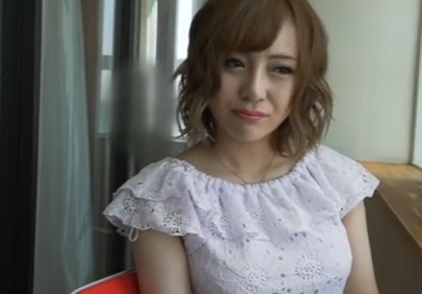 【密滑】むっちりバストのギャルがヌルッと挿入され悶え震えるギャルエロ動画