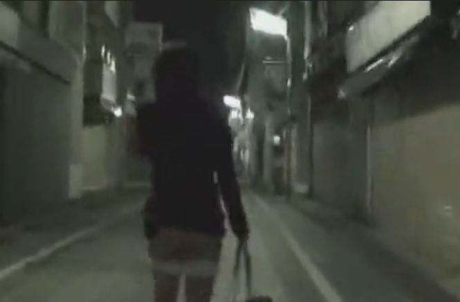 【失禁】泥酔OLギャルが電マ責めから暴発する衝撃エロ動画