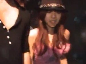 【即乱】クラブでナンパ失敗→逆にギャルへ集団乱交が始まる衝撃エロ動画