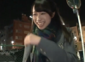 【女子校生】警戒心ゼロのロリJKが誘いに応じ社会の洗礼を浴びるギャル系実録エロ動画