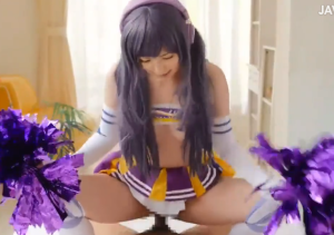 【透き通る美肌】透明感抜群ギャルコスプレ美女がおっさん生ピストンで乱れまくりエロ動画