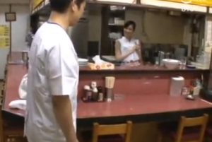 【顔射】彼女の姉にも惚れられた男が激カワ姉妹とハーレム3Pするエロ動画！